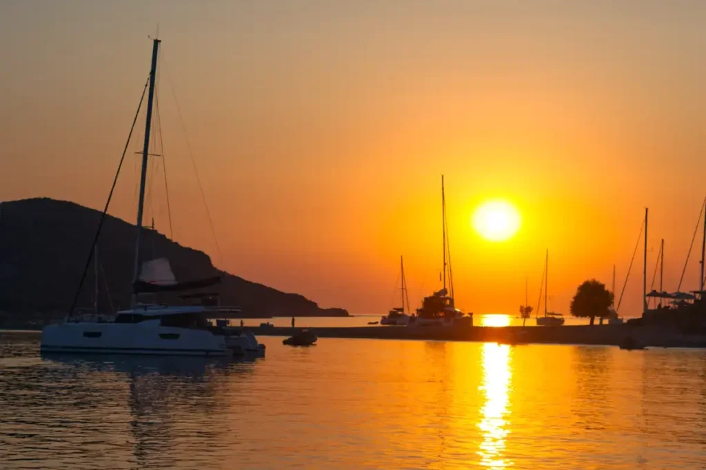 Sardynia wakacje, luksusowy rejs po Costa Smeralda 2026 z załogą